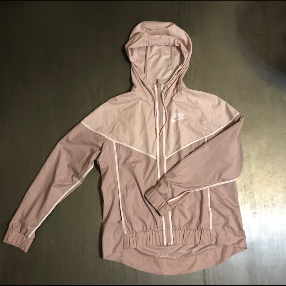 Nike Wind Breaker